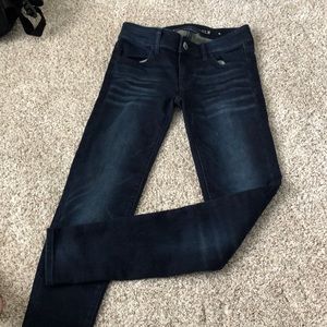 AMERICAN EAGLE BLUE JEAN
